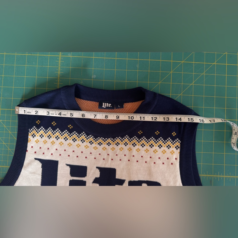 Vintage Miller Lite Branded Knit Sleeveless Men’s Sweater Vest Size Large - Picture 11 of 16